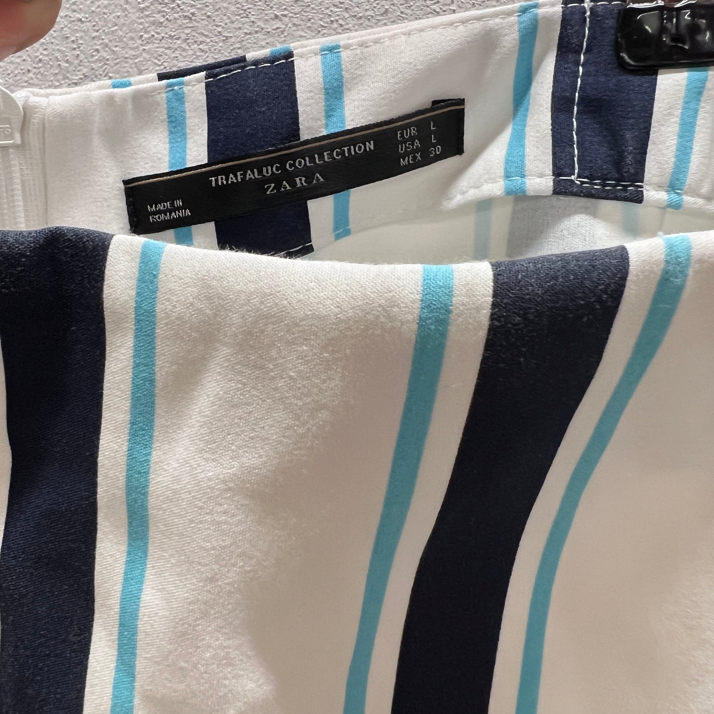 Pantaloncini a righe Zara