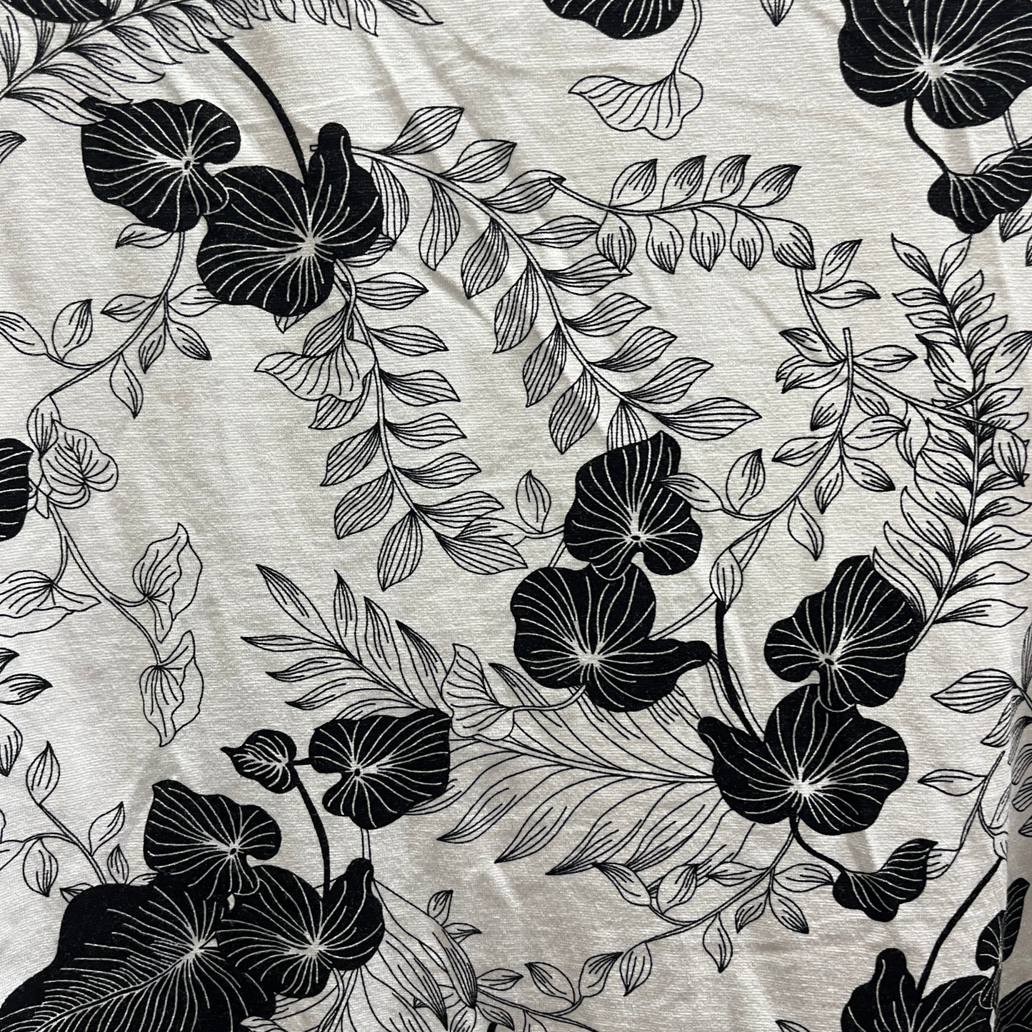 Maglietta con fantasie floreali