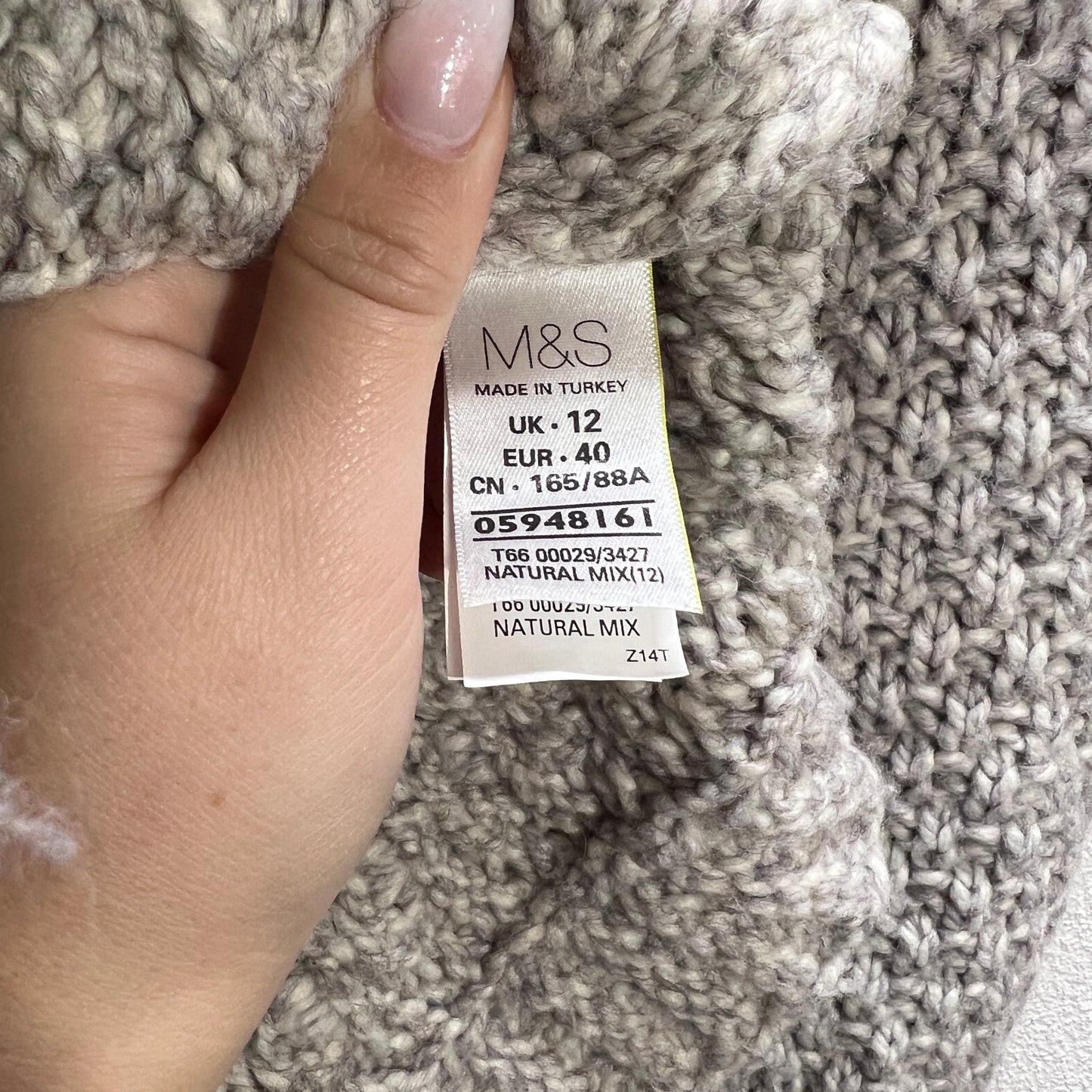 Cardigan misto lana con spilla in lino