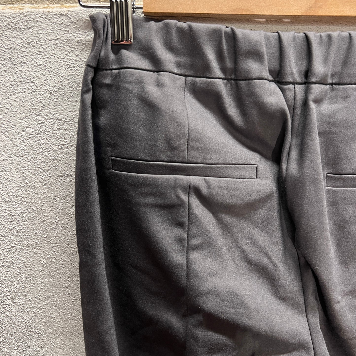 Pantaloni elastici grici