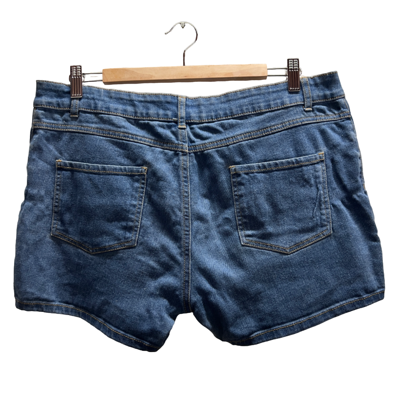 Shorts in denim