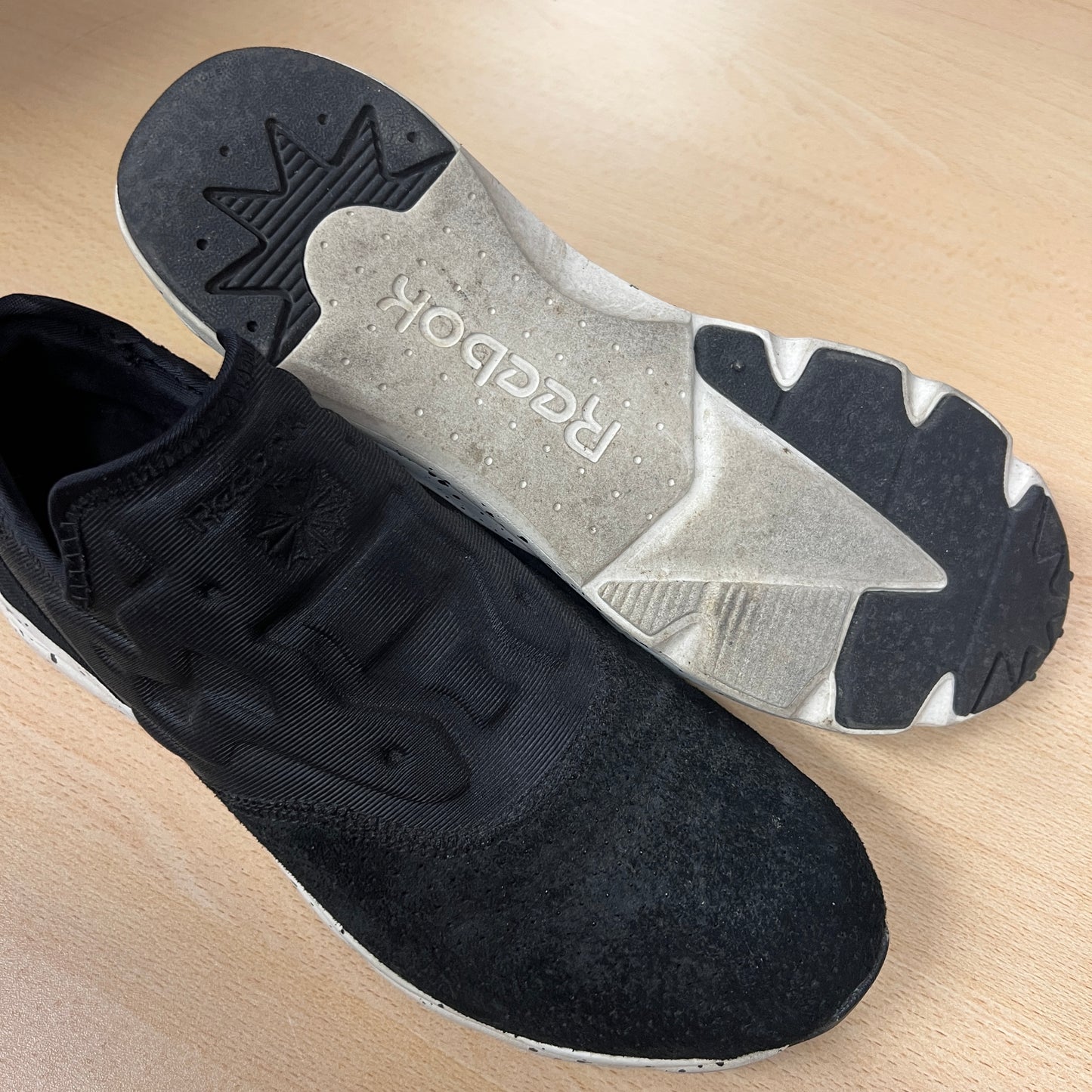 Scarpe Reebok con dettaglio in oro
